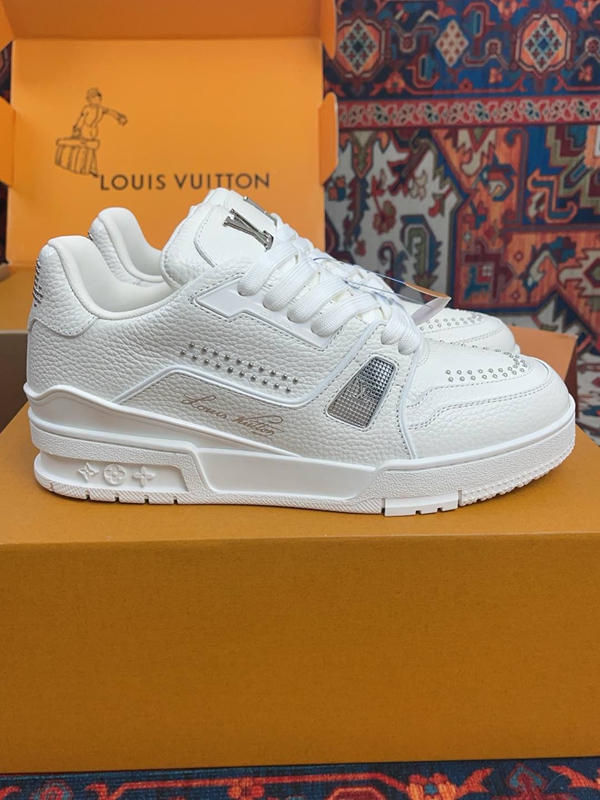 ルイヴィトン靴全体デザイン